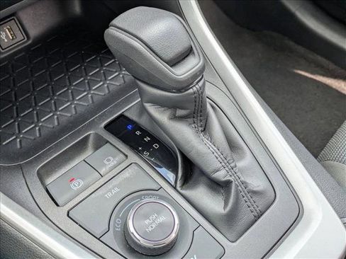 Used 2025 Toyota RAV4 LE image 13