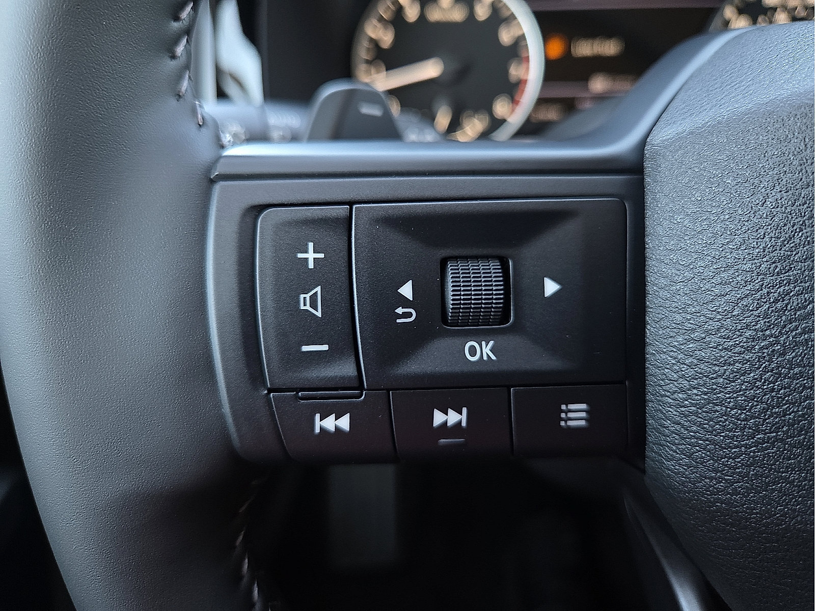 New 2026 Nissan Pathfinder SV AWD/4WD image 20