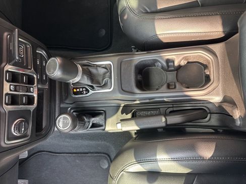 Used 2023 Jeep Wrangler Altitude image 39