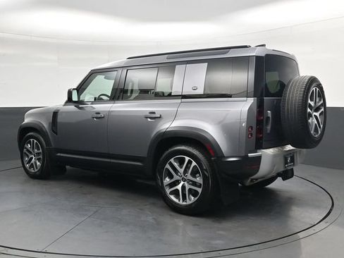 Used 2020 Land Rover Defender 110 SE AWD/4WD image 7
