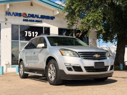 Used 2017 Chevrolet Traverse LT