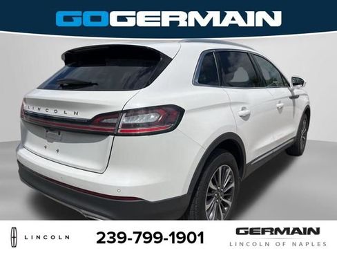 Used 2023 Lincoln Nautilus AWD w/ Premium Package image 6