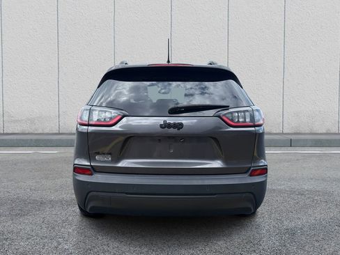 Used 2019 Jeep Cherokee Latitude Plus image 6