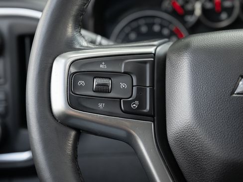 Used 2021 Chevrolet Silverado 1500 LT image 25