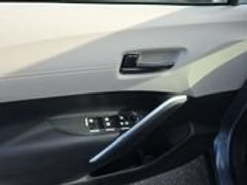 Used 2024 Toyota Corolla Cross LE FWD image 14