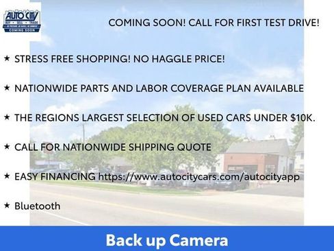 Used 2015 Toyota Corolla LE FWD image 9