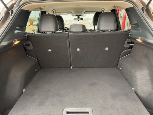 Certified 2025 Nissan Kicks SR image 19