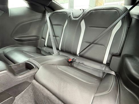 Used 2018 Chevrolet Camaro SS image 20