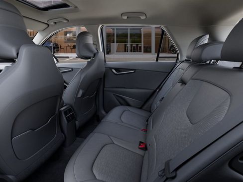 New 2026 Kia Niro SX Touring image 18