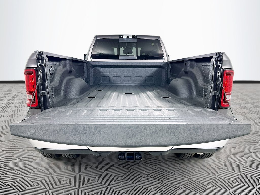 New 2026 RAM 3500 Tradesman AWD/4WD image 21