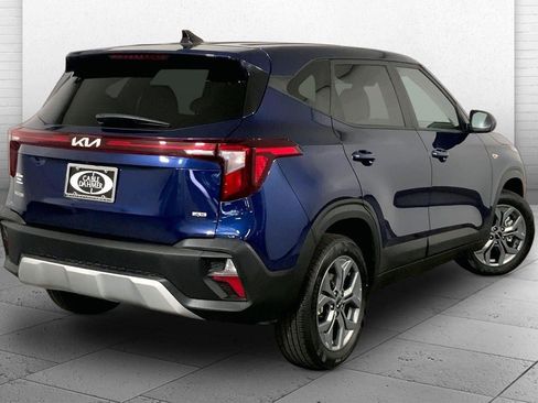 Used 2026 Kia Seltos LX AWD/4WD image 13