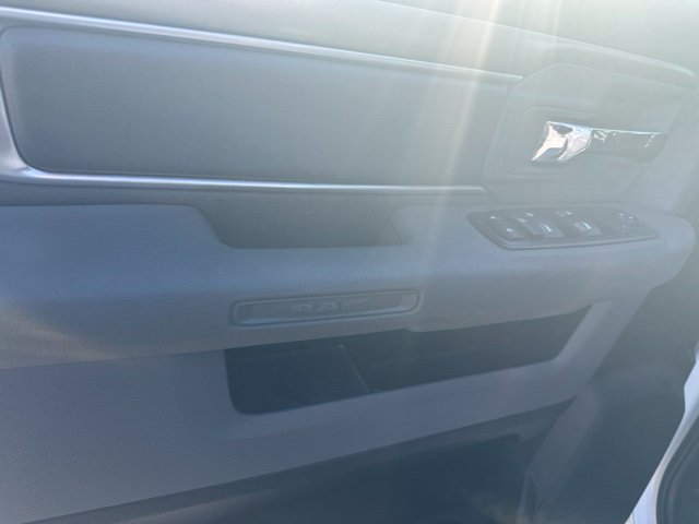Used 2016 RAM 1500 Big Horn RWD image 22