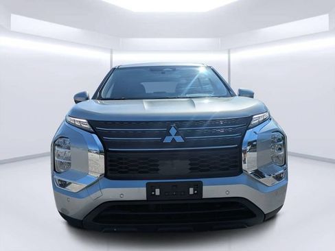 Used 2024 Mitsubishi Outlander SE FWD image 8