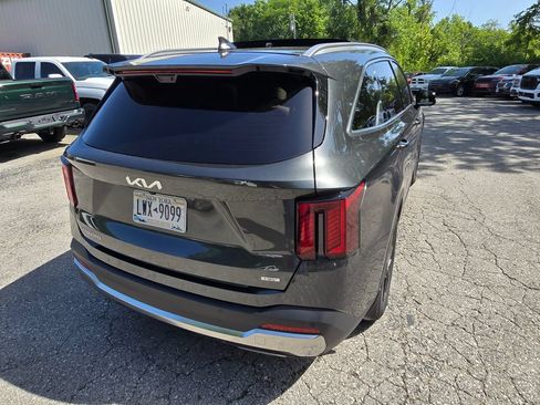 Used 2025 Kia Sorento SX Prestige AWD/4WD image 7