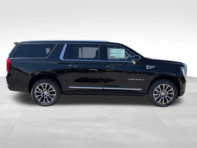 New 2026 GMC Yukon XL Denali w/ Denali Reserve Package AWD/4WD image 8
