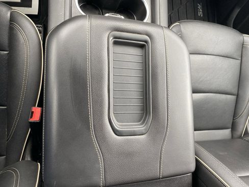 Used 2023 Chevrolet Tahoe Premier AWD/4WD image 26