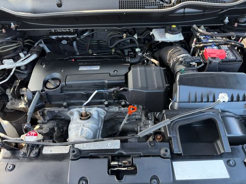 Used 2019 Honda CR-V LX image 8