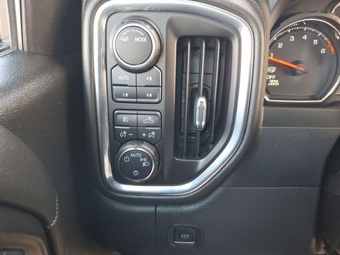 Used 2022 Chevrolet Silverado 1500 RST image 23