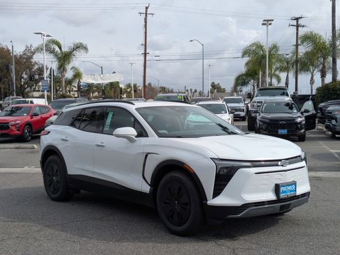Used 2026 Chevrolet Blazer EV LT FWD image 7