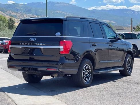 Used 2023 Ford Expedition XLT AWD/4WD image 8
