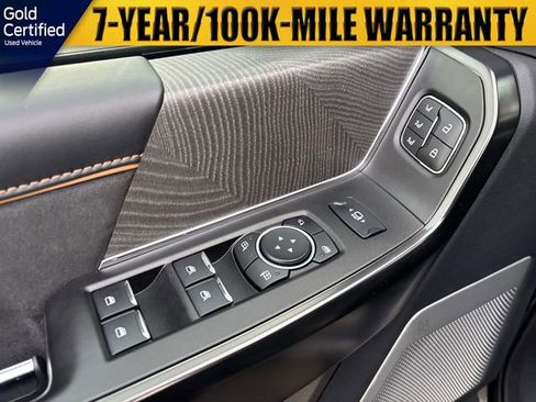 Used 2024 Ford F250 Platinum image 22