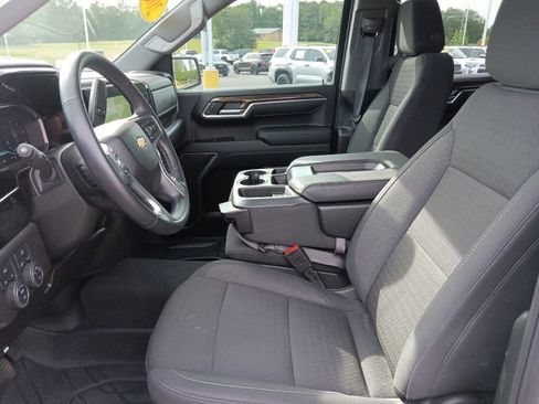 Used 2025 Chevrolet Silverado 1500 LT w/ Work Truck Package AWD/4WD image 15