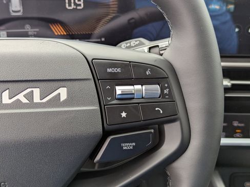 New 2026 Kia Sportage EX image 31