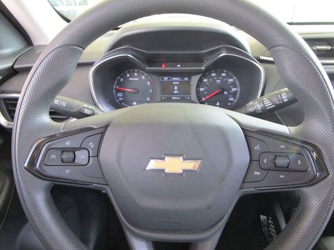 Used 2023 Chevrolet TrailBlazer LT image 24