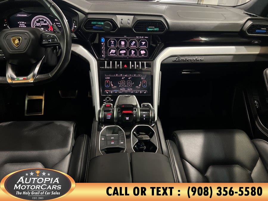 Used 2020 Lamborghini Urus AWD/4WD image 27
