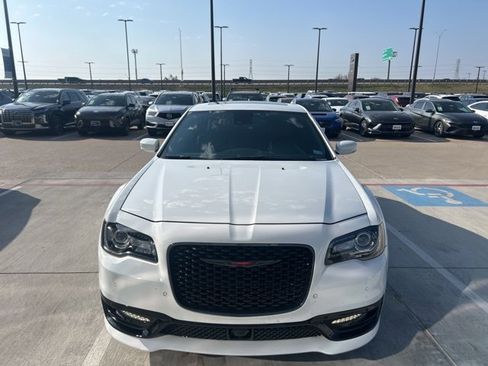 Used 2022 Chrysler 300 S w/ Comfort Group image 2