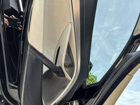 Used 2018 McLaren 720S Luxury RWD image 39