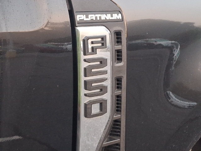 Used 2024 Ford F250 Platinum AWD/4WD image 7