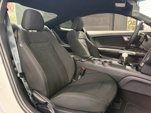 Used 2020 Ford Mustang Coupe w/ Black Accent Package RWD image 18