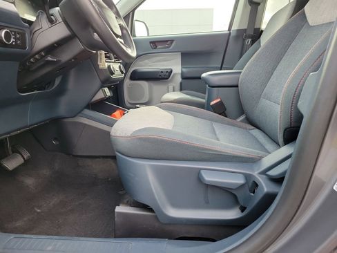 Certified 2023 Ford Maverick XLT image 17