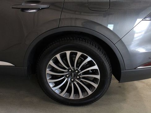 Used 2020 Lincoln Aviator Reserve w/ Equipment Group 201A AWD/4WD image 30