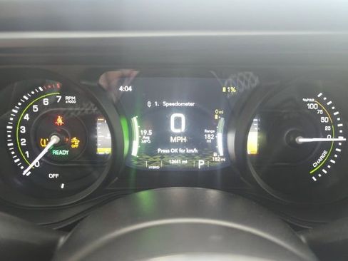 Used 2025 Jeep Wrangler Unlimited Sahara w/ Safety Group image 12