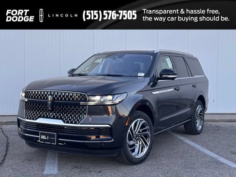 New 2025 Lincoln Navigator Reserve AWD/4WD image 1