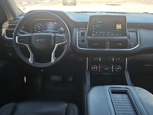 Used 2023 Chevrolet Tahoe Z71 w/ Luxury Package image 18