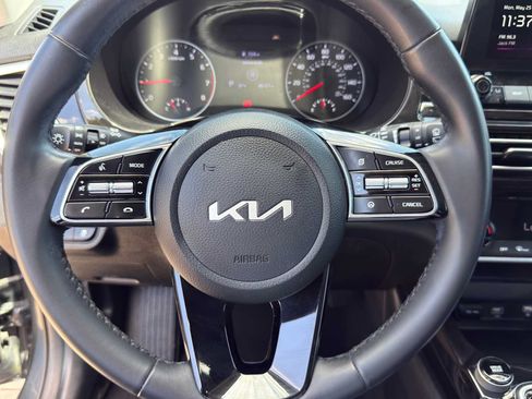 Certified 2023 Kia Seltos EX AWD/4WD image 21