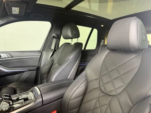 Used 2023 BMW X5 sDrive40i w/ M Sport Package RWD image 22