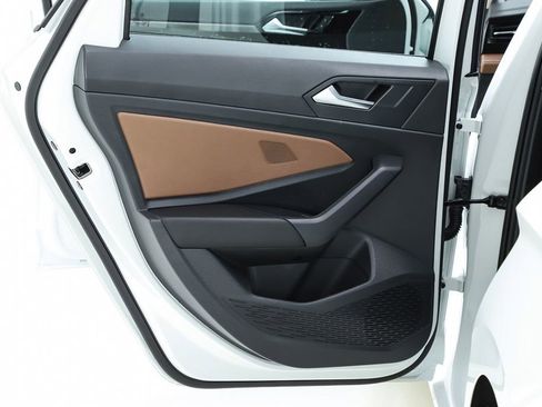 New 2026 Volkswagen Jetta SEL image 17