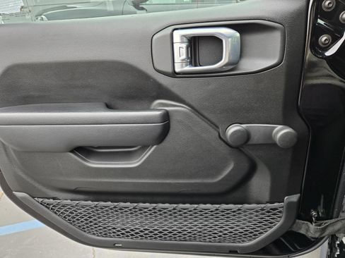 Certified 2021 Jeep Wrangler Unlimited Sport image 19