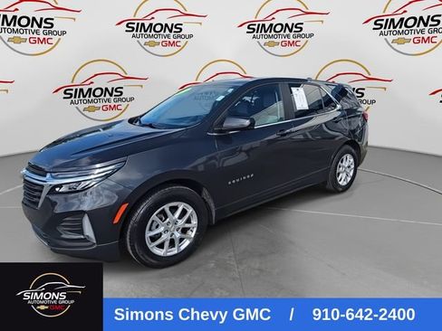 Used 2022 Chevrolet Equinox LT FWD image 4