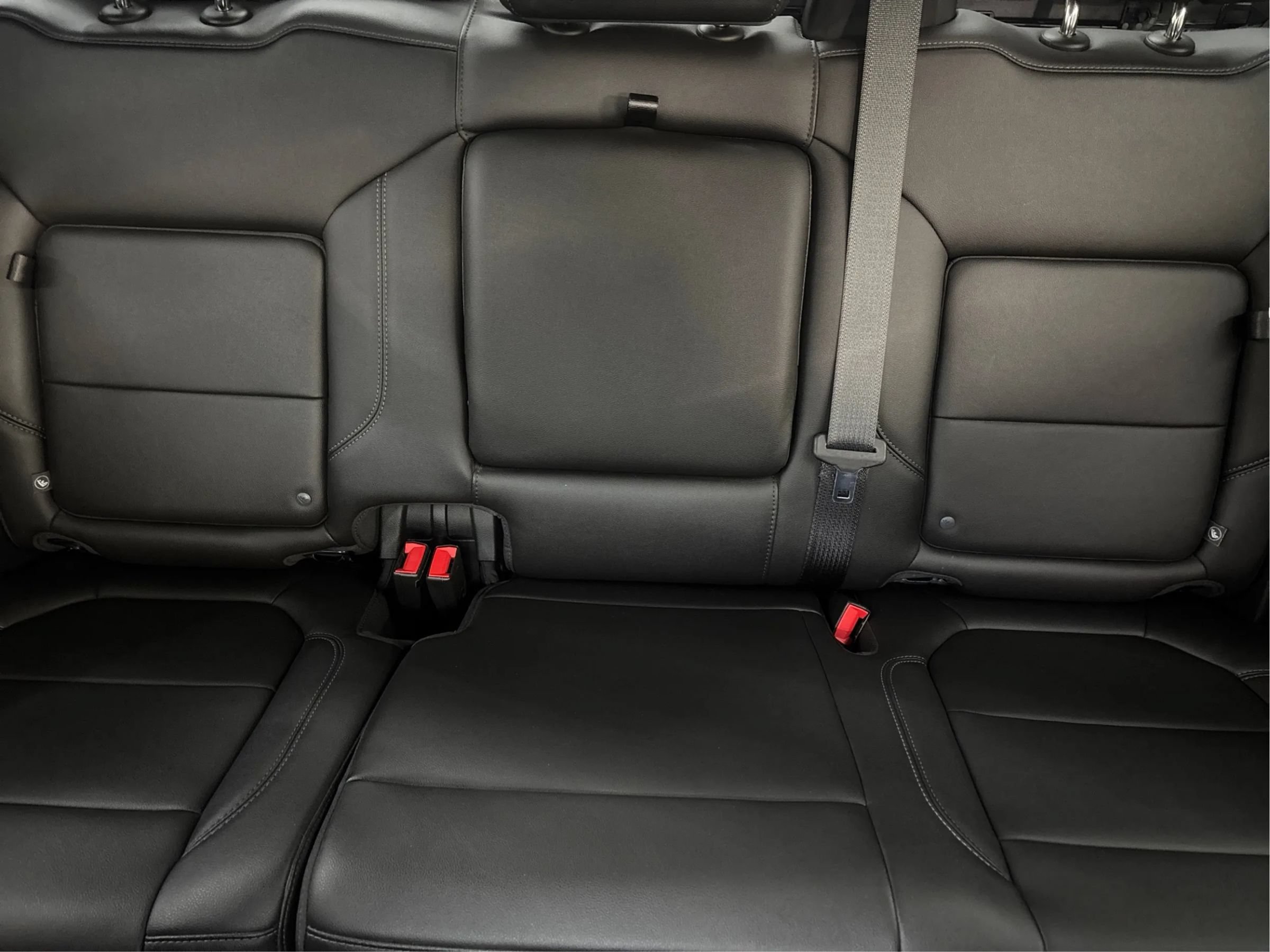Used 2021 Chevrolet Silverado 1500 RST AWD/4WD image 19