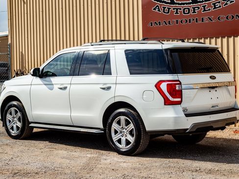 Used 2021 Ford Expedition XLT image 6