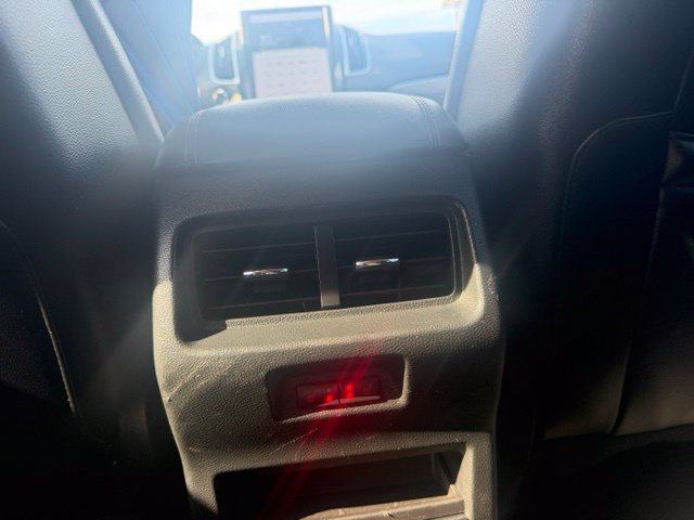 Used 2022 Ford Edge Titanium w/ Equipment Group 301A AWD/4WD image 16