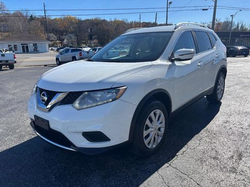 Used 2016 Nissan Rogue S w/ Appearance Package image 10