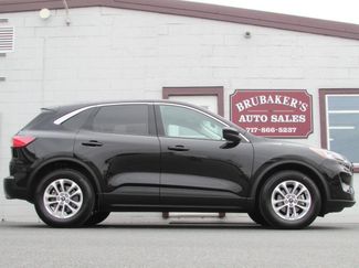 Used 2021 Ford Escape SE image 1