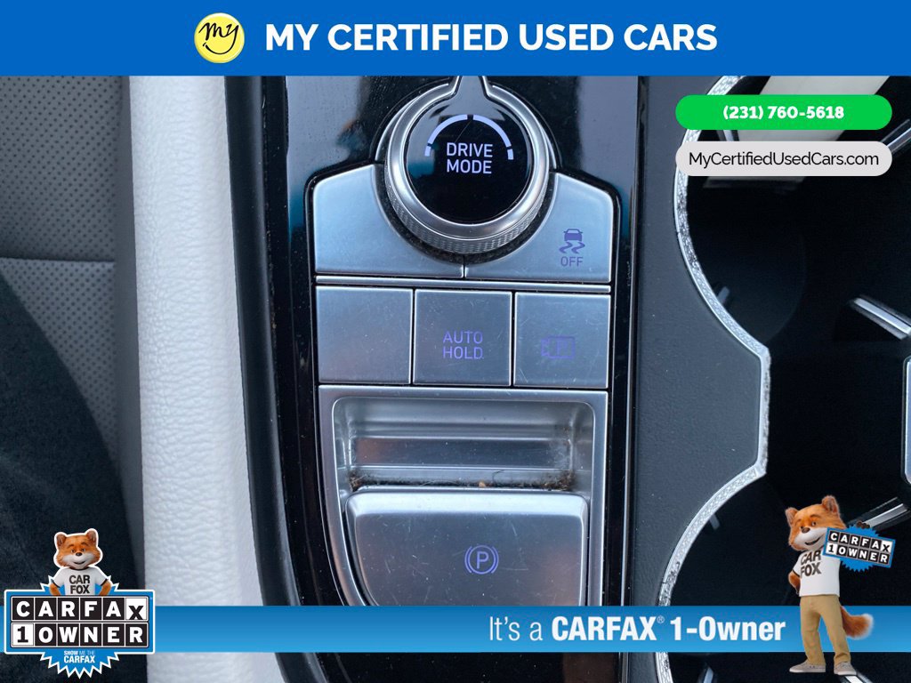 Used 2025 Genesis G70 2.5T RWD image 33