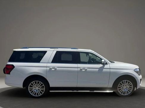 Used 2023 Ford Expedition Max Platinum AWD/4WD image 6